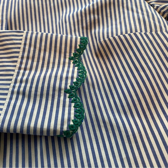 J Crew button down size 4 used - Picture 4 of 5